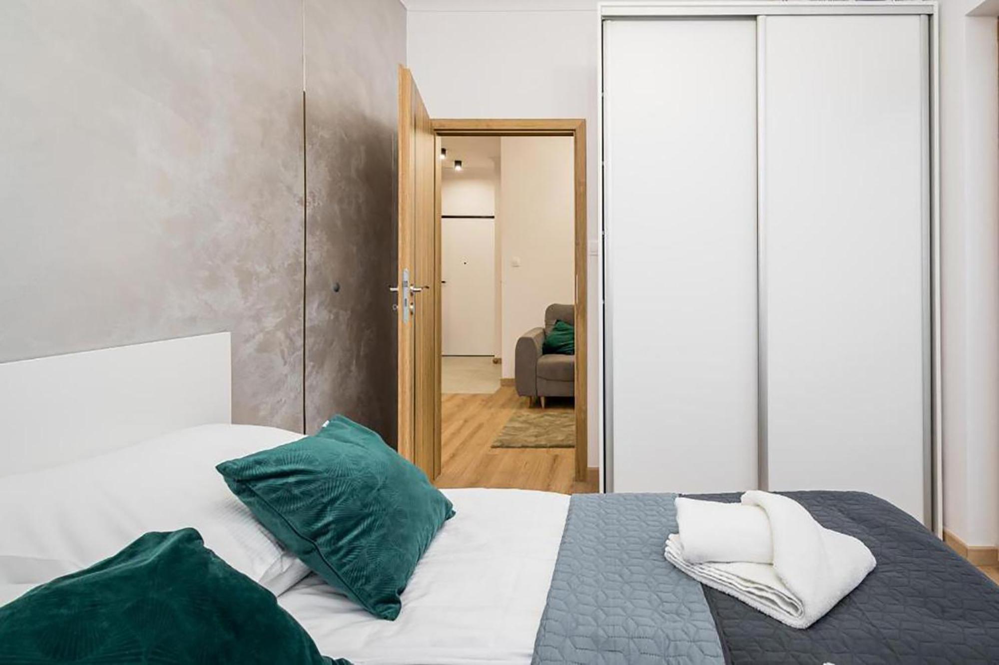 Deluxe Residence Apartment Краков Экстерьер фото